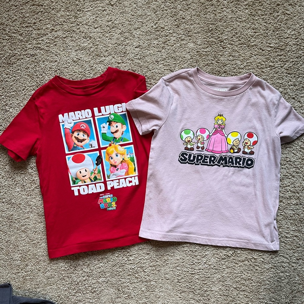 Old Navy Red and Light Pink T-Shirt Set